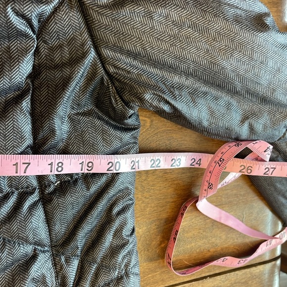 🌸FEN NELLI long quilted puffy coat with pockets & removable hood - Picture 12 of 14